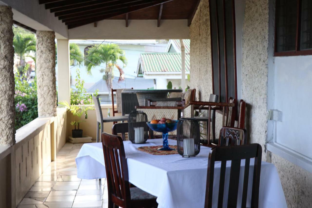 Rainbow Inn Grenville Ngoại thất bức ảnh